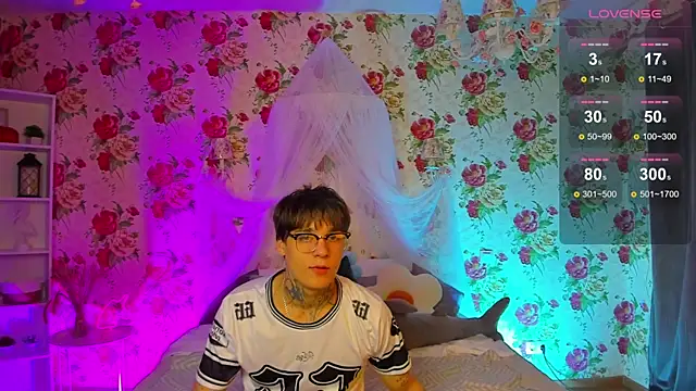 RobertTate  online show from 25, 11, 2025