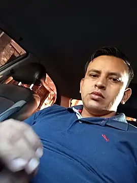 Snapshot of art-e9-2 chatting on 26, 11, 2025 art-e9-2 online show from 26, 11, 2025