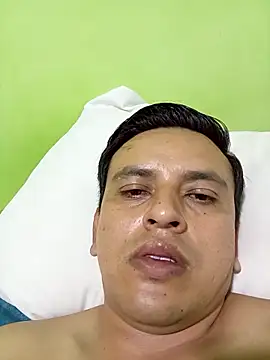 Snapshot of art-e9-2 chatting on 13, 12, 2025 art-e9-2 online show from 13, 12, 2025