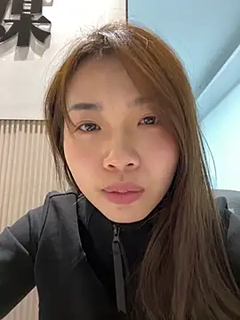 Snapshot of GYYoo chatting on 21, 11, 2025 GYYoo online show from 21, 11, 2025