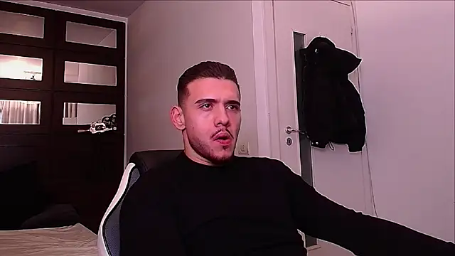 ElijahThorne online show from 22, 12, 2025