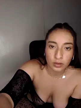 kira-stormm online show from 24, 3, 2026