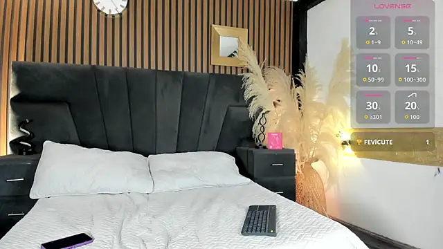 RenataMason online show from 11, 2, 2026