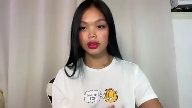 Snapshot of Somefun_molly chatting on 24, 11, 2025 Somefun molly online show from 24, 11, 2025