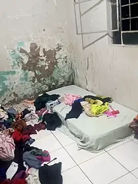 esthefany    putinha online show from 22, 11, 2025