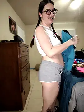 Snapshot of LaylaLucis chatting on 21, 3, 2026 LaylaLucis online show from 21, 3, 2026