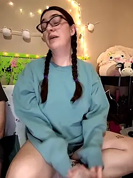 Snapshot of LaylaLucis chatting on 26, 3, 2026 LaylaLucis online show from 26, 3, 2026