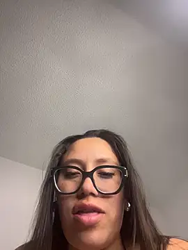 LyaRose online show from 3, 2, 2026