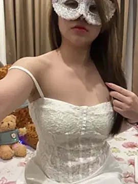 Queen-of-Love online show from 10, 3, 2026