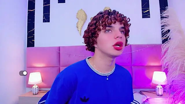 Snapshot of Skyee_angel chatting on 7, 1, 2026 Skyee angel online show from 7, 1, 2026