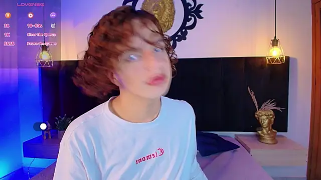 Skyee angel online show from 15, 3, 2026