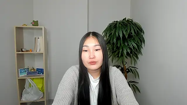 Snapshot of TiaraGaluski chatting on 22, 11, 2025 TiaraGaluski online show from 22, 11, 2025