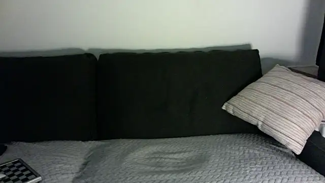 Snapshot of zungzbr chatting on 23, 11, 2025 zungzbr online show from 23, 11, 2025