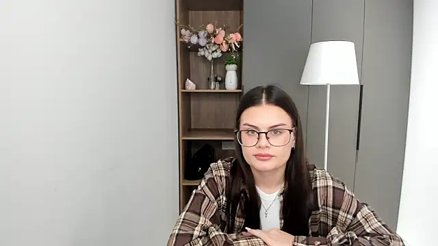 MaryIouiseBroome online show from 23, 11, 2025