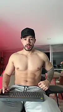 Valenthino Salvatore online show from 20, 12, 2025