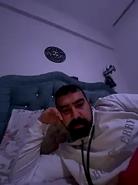 Snapshot of Ali2413 chatting on 2, 12, 2025 Ali2413 online show from 2, 12, 2025