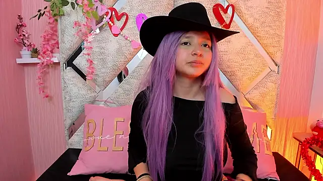 CandySwan online show from 4, 3, 2026