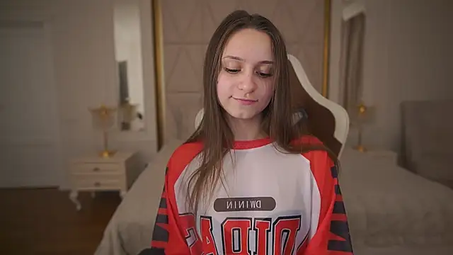 TinyNatalie online show from 18, 2, 2026