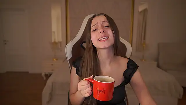 TinyNatalie online show from 26, 2, 2026