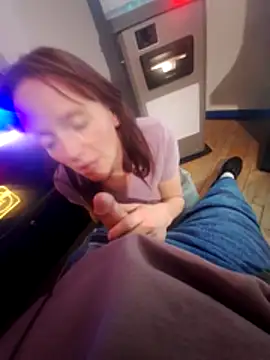 sprianna123 online show from 5, 12, 2025