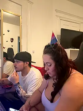 sexicolombiana  online show from 19, 12, 2025