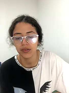 Lucris0304 online show from 24, 11, 2025