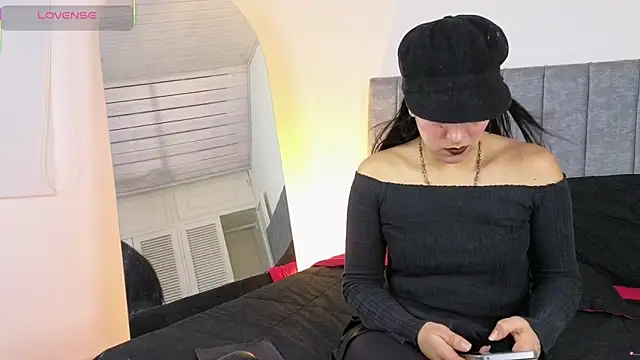 KasandraGrant online show from 8, 1, 2026