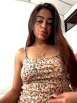 Snapshot of KityOlivia chatting on 23, 11, 2025 KityOlivia online show from 23, 11, 2025