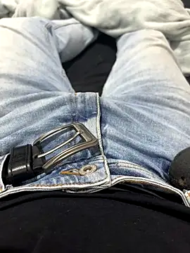 Daisuke 01 online show from 2, 12, 2025