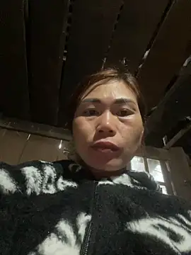 Snapshot of meganmeo chatting on 7, 3, 2026 meganmeo online show from 7, 3, 2026