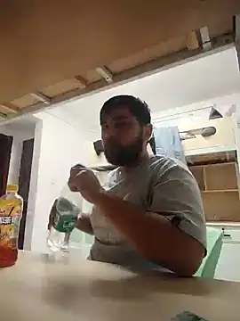 Snapshot of Koma001 chatting on 29, 11, 2025 Koma001 online show from 29, 11, 2025