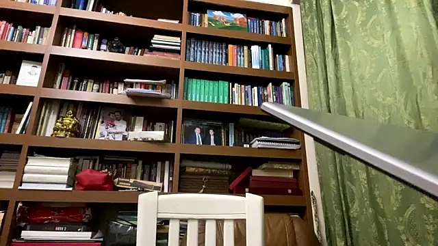 LinaClous online show from 11, 1, 2026