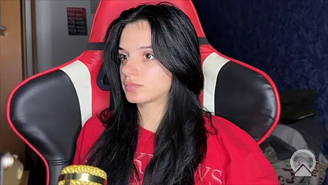 Lili0-0 online show from 23, 11, 2025