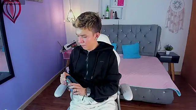 Juaan Diick online show from 5, 3, 2026