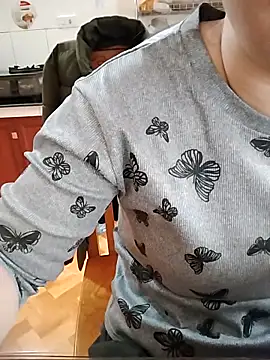 HanniZii online show from 23, 12, 2025