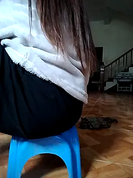 HanniZii online show from 2, 2, 2026