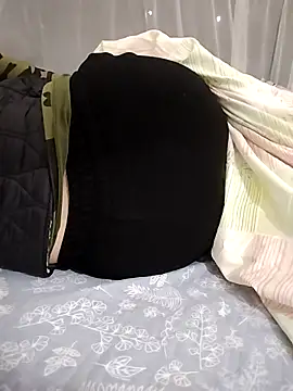 HanniZii online show from 3, 2, 2026