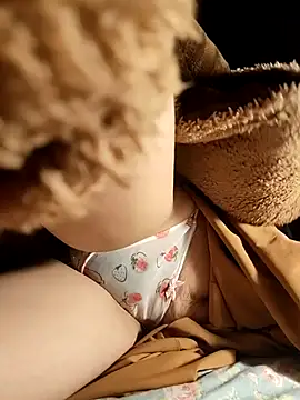 LianLaz online show from 28, 11, 2025