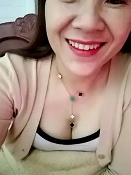 Lily-ross22 online show from 9, 2, 2026