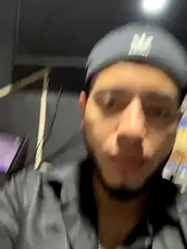 Snapshot of tratosucio chatting on 1, 12, 2025 tratosucio online show from 1, 12, 2025