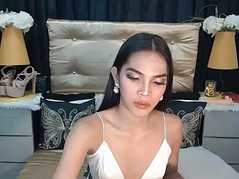 SexyPetiteAra online show from 28, 11, 2025