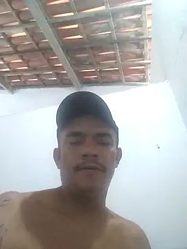 Snapshot of WellingtonOficial chatting on 25, 11, 2025 WellingtonOficial online show from 25, 11, 2025