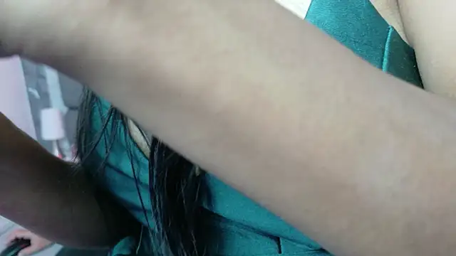 DaniyMel online show from 4, 12, 2025