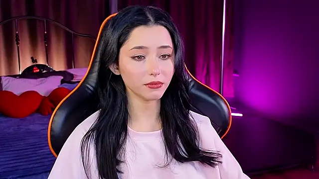 Snapshot of RedMidnight chatting on 15, 2, 2026 RedMidnight online show from 15, 2, 2026