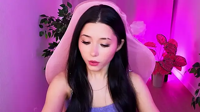 Snapshot of RedMidnight chatting on 17, 3, 2026 RedMidnight online show from 17, 3, 2026