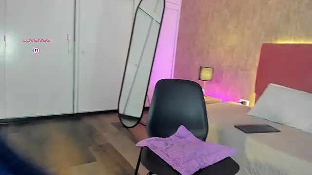 lilith 3r online show from 25, 11, 2025