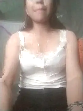 Snapshot of tieutam122 chatting on 27, 11, 2025 tieutam122 online show from 27, 11, 2025