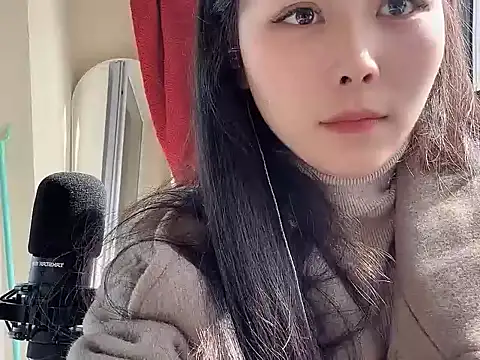 Snapshot of Zhu-zhu- chatting on 28, 11, 2025 Zhu-zhu- online show from 28, 11, 2025