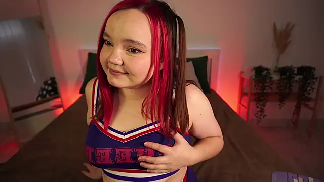 Rose Luvv online show from 5, 12, 2025