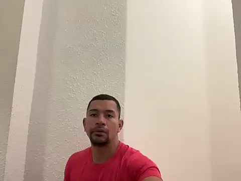 Snapshot of esleider12 chatting on 15, 12, 2025 esleider12 online show from 15, 12, 2025